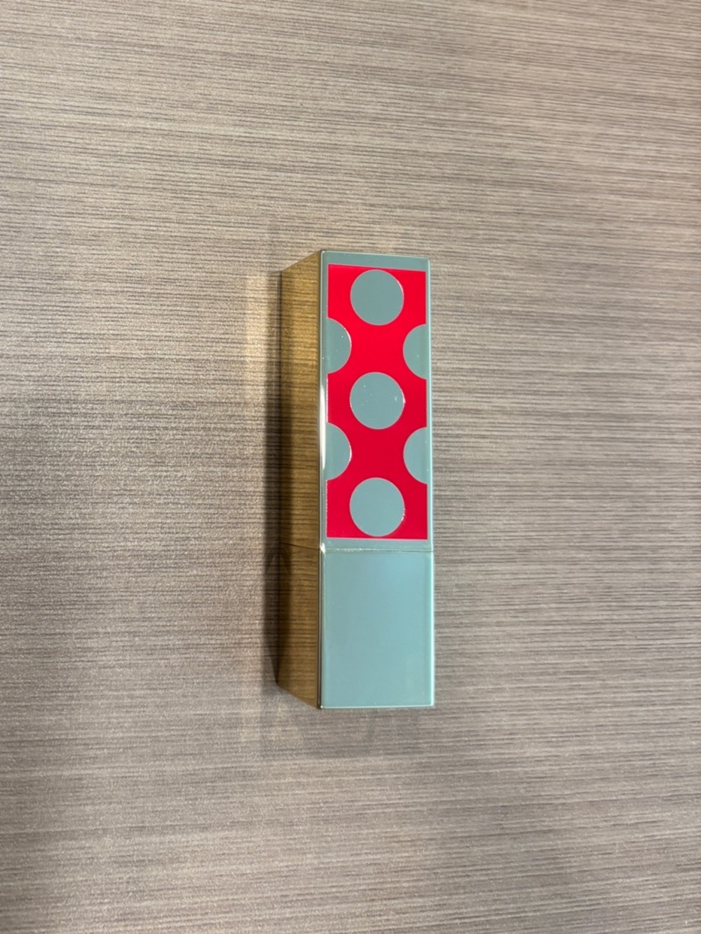 Estée Lauder Limited Edition Lipstick (Sneak Peak shade)